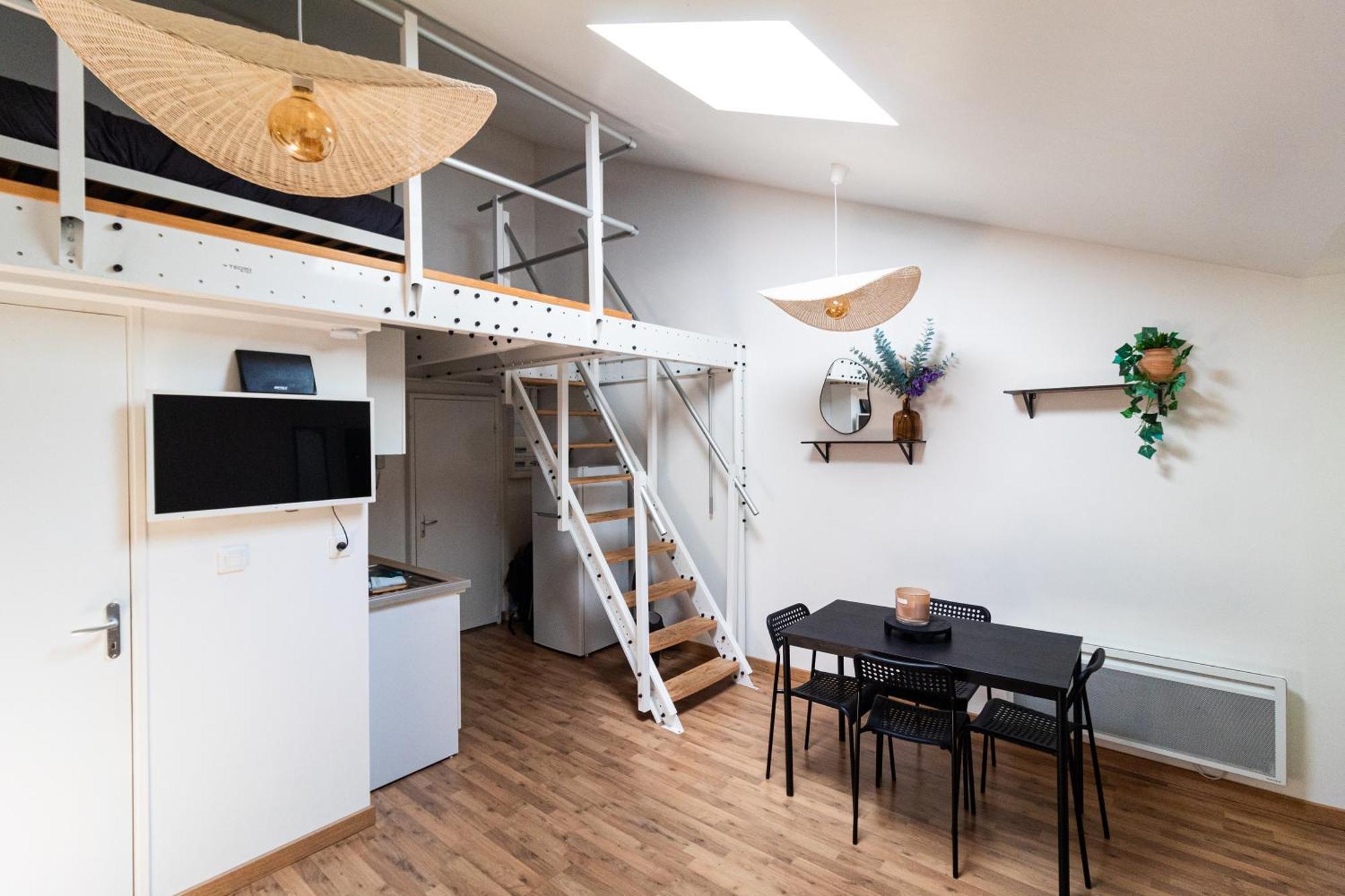 Le Charmant Accueil Viennois/T2/Wifi/Cosy/Parking 푸아티에 외부 사진